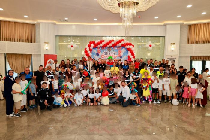 �ocuklar�m�z polis evinde a��rland�