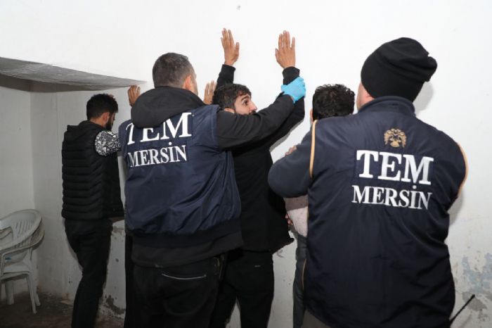 Mersin’de PKK VE FETÖ operasyonu: 12 gözaltı
