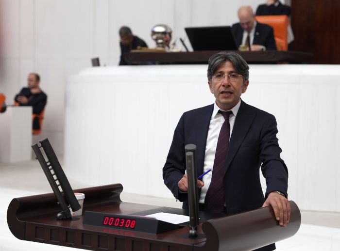 Vekil Bozan, fahi� kira fiyatlar�n� sordu