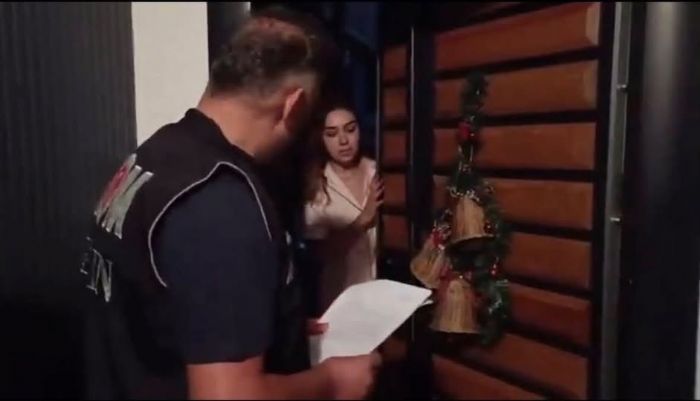 Bu g�r�nt� T�rkiye�yi aya�a kald�rd�: �Hi� utanman�z, ahlak�n�z kalmad� m� sizin?