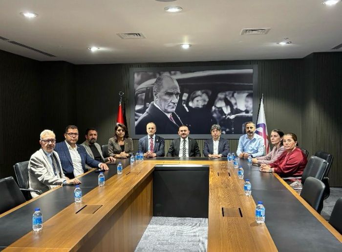 DEM Parti�den operasyon yorumu: �Mersin�in huzuruna sald�r�d�r�