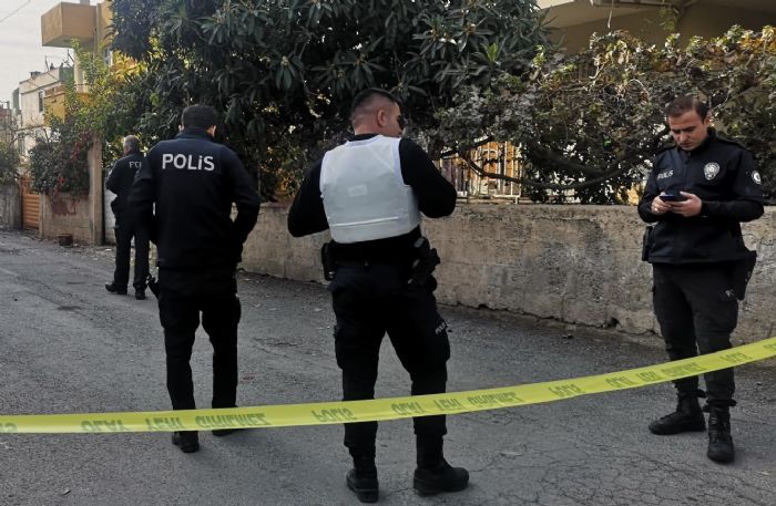 Tarsus’ta polisle çatışan özel güvenlikçi öldürüldü