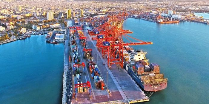 AK�B, 2026�ya 1,41 milyar dolarl�k ihracatla ba�lad�