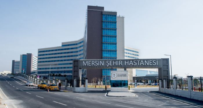 ŞOK İDDİA: Mersin Şehir Hastanesi’nde hastalar ameliyat olamıyor