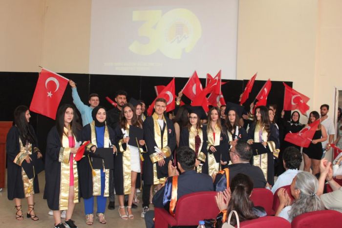 Erdemli MYO’da 28. dönem mezuniyet heyecanı