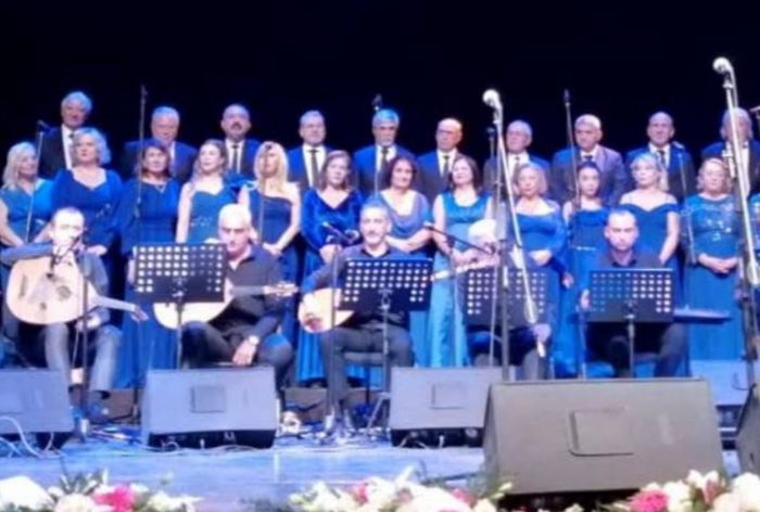 ada Sanat Dernei korosu sezona hazr